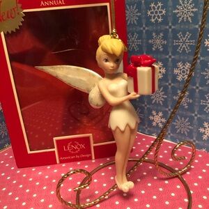 Lenox China 2013 TINKER BELL Pixie Present Ornament Disney Showcase Tinkerbell